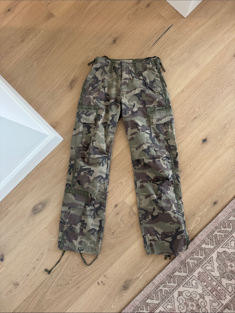 Abercrombie & Fitch Women’s Camouflage Cargo Pants - Olive/Green/Brown